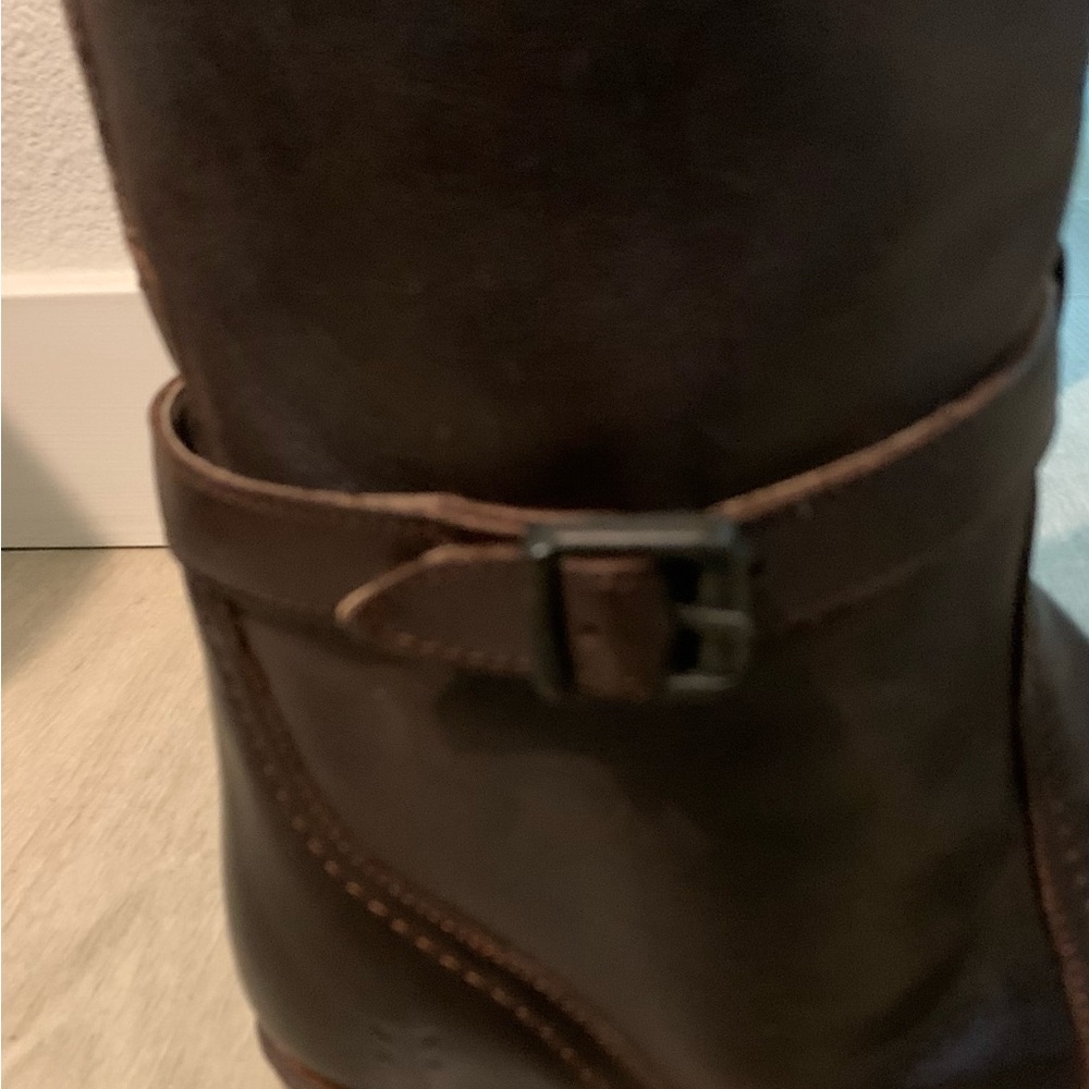 Frye Brown Leather Tan Interior - Picture 5 of 7